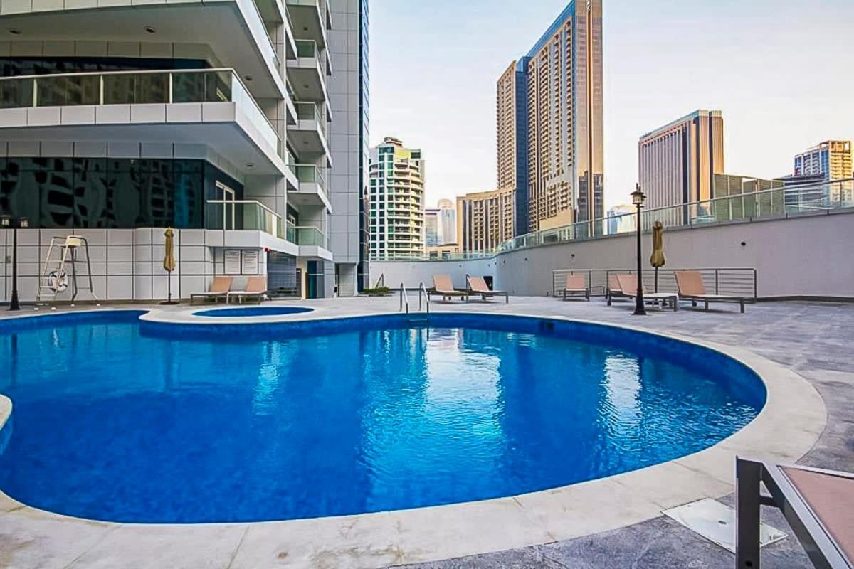 Frank Porter - Continental Tower Dubai Ngoại thất bức ảnh